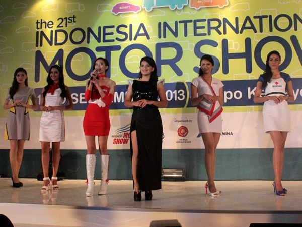 Suasana Meriah Penutupan IIMS