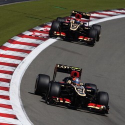 Lotus Prediksikan Duel Ketat dengan Ferrari dan Mercedes di Sisa Musim