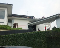 Romantisnya Makan Bersama Pasangan di Lawangwangi, Bandung