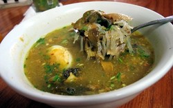 Soto Ayam Ambengan Pak Sadi Asli: Racikan Soto Legendaris Peraih Street Food Terbaik Dunia