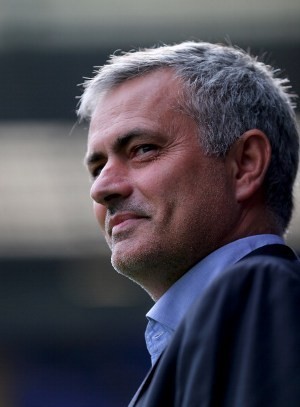 Ditanya Soal De Bruyne, Mourinho Walkout dari Konferensi Pers