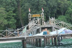 Berhala yang Dijaga Tentara Indonesia