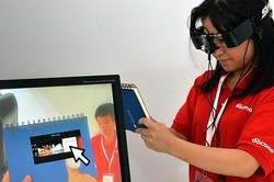 Kacamata Penerjemah, Alat Canggih Liburan ke Luar Negeri