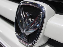 4 Logo Nasional di Mobil Murah