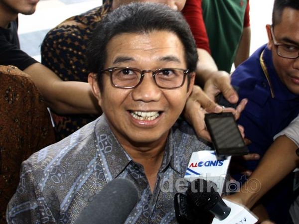 Ketua OJK Penuhi Panggilan KPK