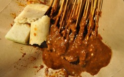 Sate Kalong dan Sate Lalat, Sate Unik yang Tak Sesuai Namanya