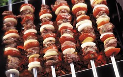  Shashlik dan Kebab, Sate Enak dari Timur Tengah
