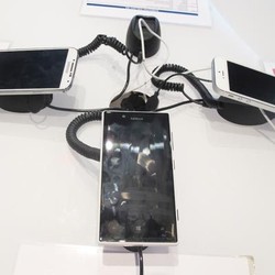 Ponsel LTE yang Masuk Indonesia Masih Terkekang