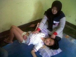 Bocah Tanpa Lubang Anus Asal Garut Ini Butuh Bantuan Biaya Operasi