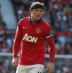 Rooney Akan Pecahkan Rekor Gol MU