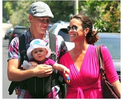 Melahirkan di Rumah, Alanis Morissette Merasa Seperti di Dunia Lain