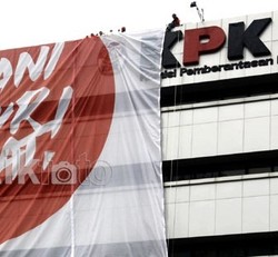 KPK Juga Tangkap 2 Orang di Hotel Red Top Jakpus
