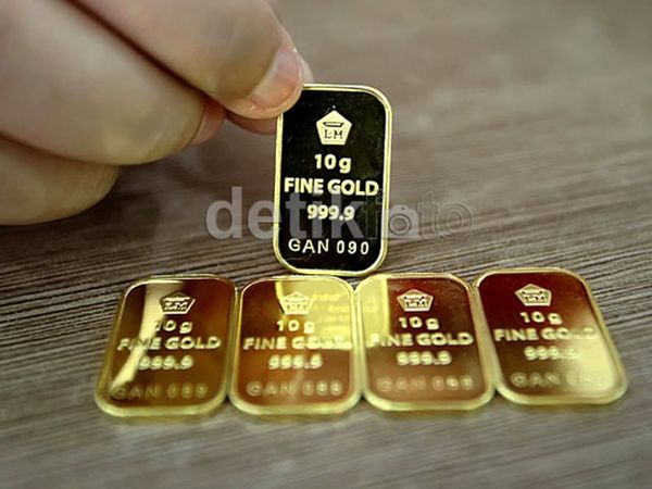 Harga Emas Anjlok Rp 8.000/Gram