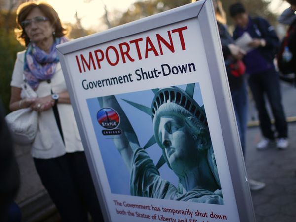 Patung Liberty Ditutup untuk Umum