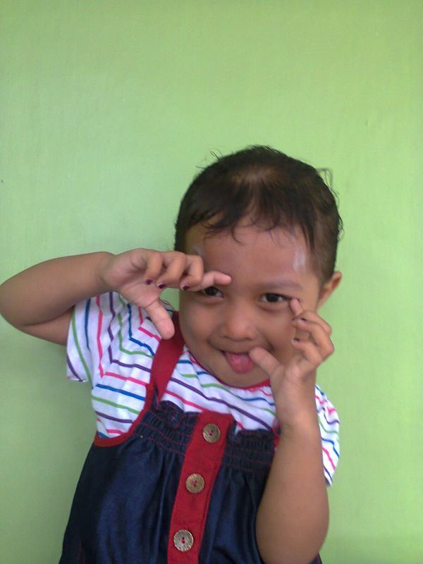 Siti Nayla Zahra Maulida, 2,7 Tahun, Perempuan