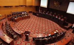 Akil Ditangkap KPK, MK Tetap Lanjutkan Sidang Kasus Sengketa Pilkada Gunung Mas