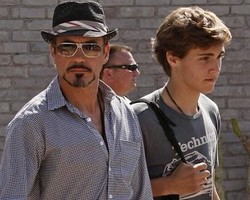 Meniru Sang Ayah, Putra Robert Downey Jr. Direhab karena Narkoba