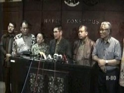 Ketua MK Ditangkap KPK