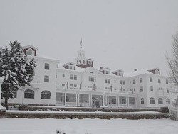 Terlalu Seram, Hotel Horor di AS Mau Pindahkan Kuburan