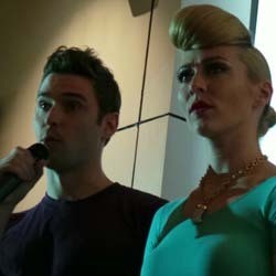 Karmin Liburan ke Bali Sebelum Tampil di JSF 2013