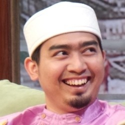 Ustad Solmed Angkat Bicara soal Kisruh Makam Uje