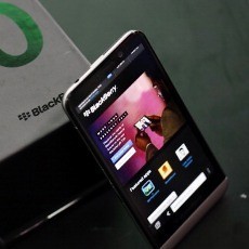 BlackBerry Akui Terpuruk karena Android & iPhone