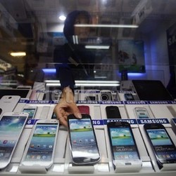 Ponsel 4G Murah? Kenapa Tidak!