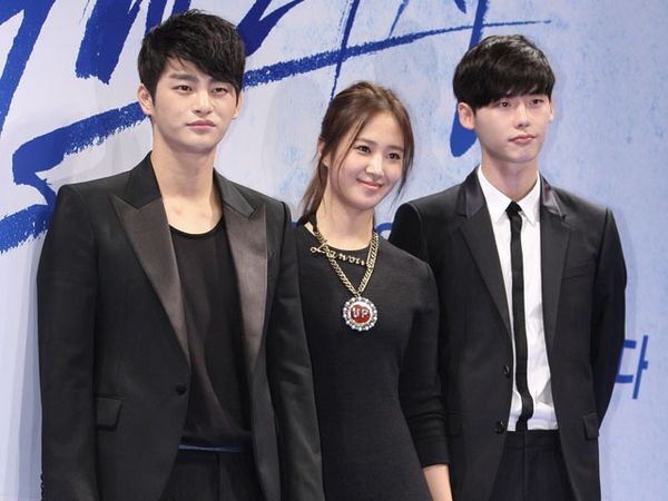 Yuri SNSD di Antara Lee Jong Suk dan Seo In Guk