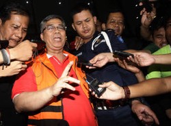 Seluruh Tersangka Kasus Suap Ketua MK Resmi Masuk Rutan KPK