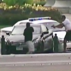 Apa Motif Wanita yang Menerobos Gedung Capitol AS?