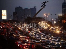 Apa Kata Pabrikan Jika Mobil Tua Disingkirkan dari Jakarta?