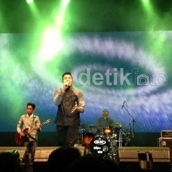 Pembukaan Romantis dari Tulus & Aditya di Java Soulnation 2013