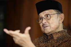 B.J. Habibie: Saya Mau Berontak (Bagian 2)