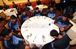 Punggawa Timnas U-19 Makan Siang