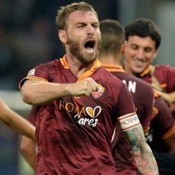 De Rossi Akui Sempat Pertimbangkan untuk Hengkang