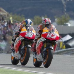 Stoner Juga Kritik Gaya Membalap Marquez