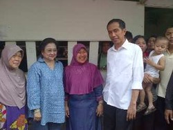  Pemilik Warteg Kaget Didatangi Jokowi dan Mega