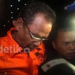 Penyidik KPK Gelar Olah TKP Penyuapan Akil di Hotel Redtop