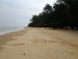 Ini Dia Dua Pantai Cantik di Madura