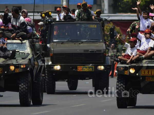 Peringatan HUT TNI di Semarang