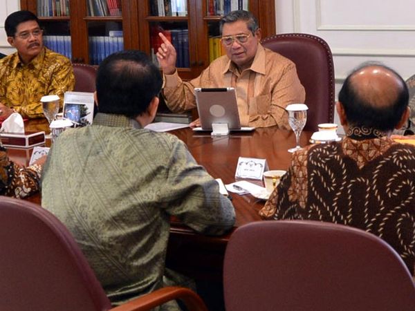 SBY Bahas Masalah MK