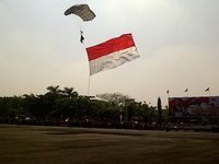 HUT TNI di Surabaya