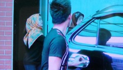 Bawa Dua Koper, Putri Kedua Atut Tinggalkan Kediaman di Kebon Jeruk