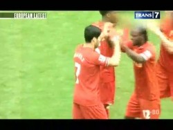 Liverpool Puncaki Klasemen