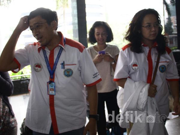BNN Datangi KPK, Terkait Tes Urine Akil Mochtar