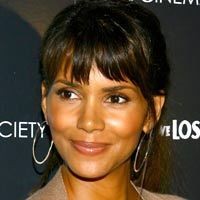 Halle Berry Lahirkan Bayi Laki-Laki