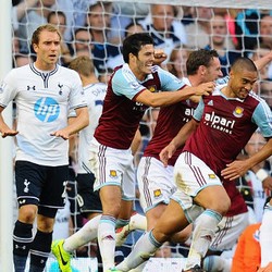West Ham Pukul Spurs di White Hart Lane