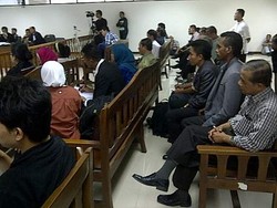  Wakil Ketua KPK Busyro Pantau Sidang Luthfi Hasan