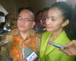 Marzuki Perkuat Sinyal Ruhut Bakal Menyerah