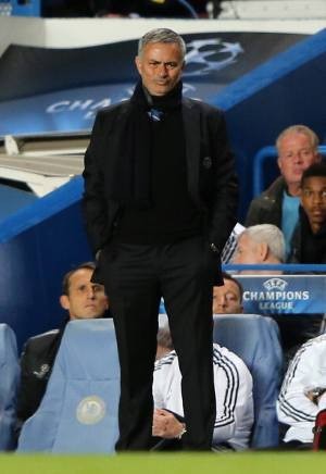 Mourinho: Diving Neymar dan Balotelli Menyedihkan